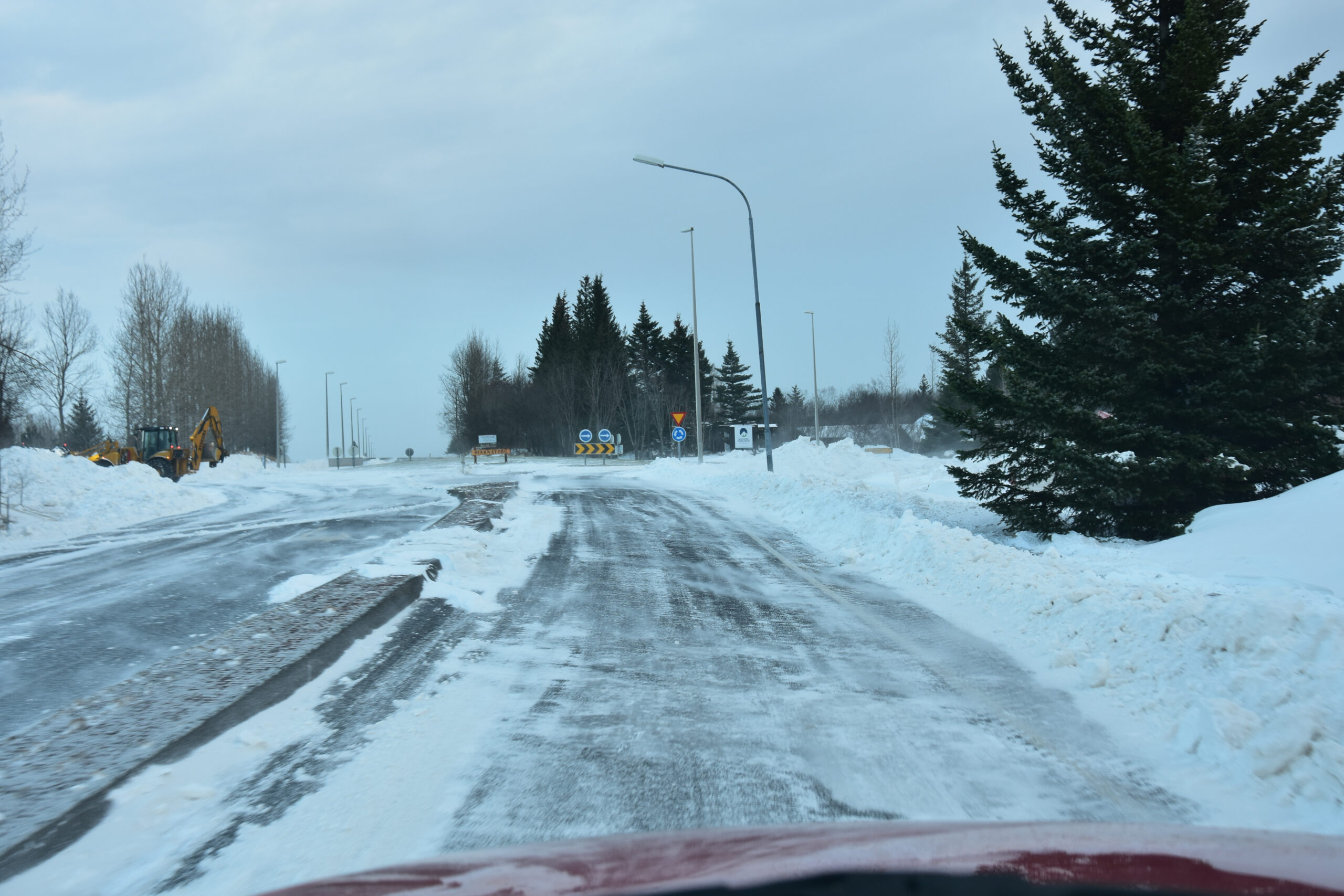 Biskupstungur Reykholt tré byggingar skilti skaflar